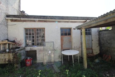 Maison a vendre Le Douhet 17100 Charente-Maritime 398 m2 15 pièces 99000 euros