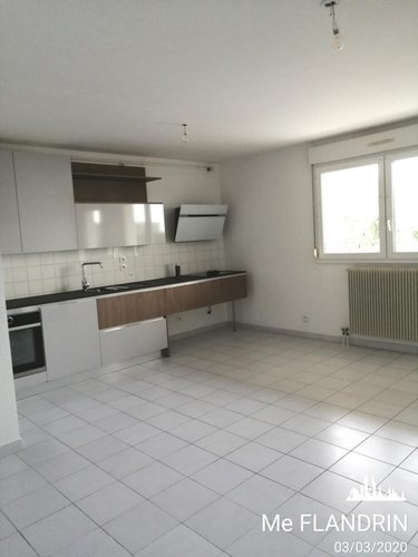 Location appartement Pierrelatte 26700 Drôme 59 m2 3 pièces 600 euros