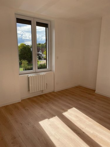 Location maison Tavaux 39500 Jura 65 m2 4 pièces 785 euros