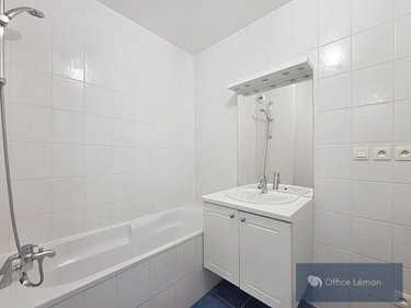 Appartement a vendre Ferney-Voltaire 01210 Ain 83 m2 3 pièces 450000 euros