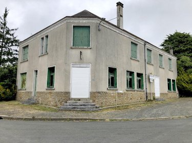 Maison a vendre Villaines-sous-Malicorne 72270 Sarthe 316 m2 10 pièces 126000 euros