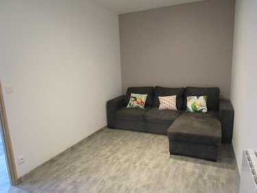 Location fonds et murs commerciaux Le Molay-Littry 14330 Calvados 280 m2  1377 euros