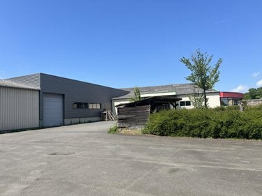 Fonds et murs commerciaux a vendre Guingamp 22200 Côtes-d'Armor 1560 m2  775200 euros