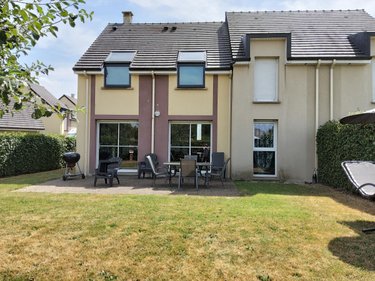 Location maison Grand-Bourgtheroulde 27520 Eure 114 m2 5 pièces 1070 euros