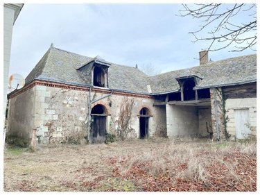Maison a vendre Blaison-Saint-Sulpice 49320 Maine-et-Loire 300 m2 7 pièces 312060 euros