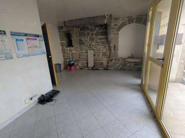 Immeuble a vendre Gourin 56110 Morbihan 189 m2  205300 euros