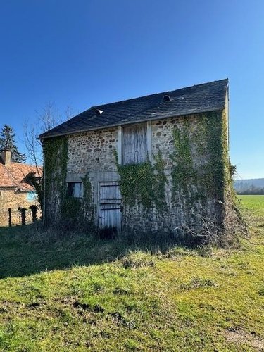 Terrains de loisirs bois etangs a vendre Neuvillette-en-Charnie 72140 Sarthe 39089 m2  53000 euros