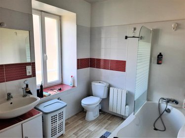 Immeuble a vendre Mohon 56490 Morbihan 130 m2  249780 euros