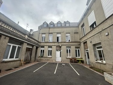 Immeuble a vendre Cambrai 59400 Nord 1068 m2  1886400 euros