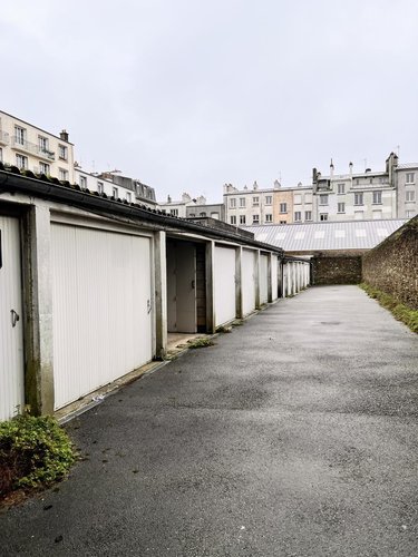 Garage et parking a vendre Brest 29200 Finistère 13 m2  37000 euros
