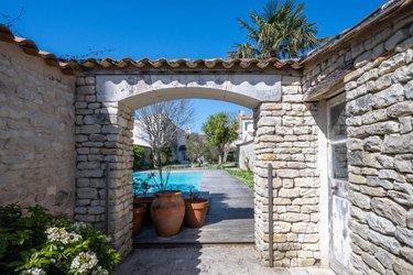 Maison a vendre Saint-Martin-de-Ré 17410 Charente-Maritime 250 m2 8 pièces 2595000 euros