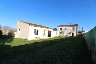 Maison a vendre Saintes 17100 Charente-Maritime 135 m2 6 pièces 344000 euros