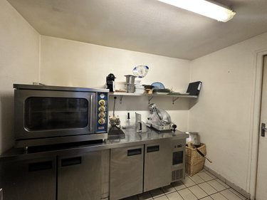Divers a vendre Saint-Flour 15100 Cantal 150 m2  127200 euros
