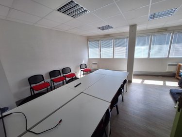 Location fonds et murs commerciaux Saint-Malo 35400 Ille-et-Vilaine 131 m2  1775 euros