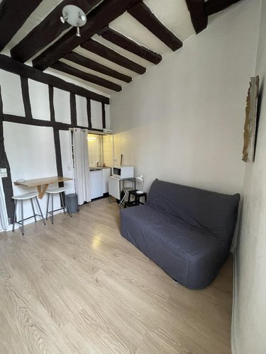 Location appartement Paris 4e arrondissement 75004 Paris 14 m2 1 pièce 768 euros