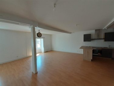 Location appartement Laval 53000 Mayenne 92 m2 4 pièces 577 euros