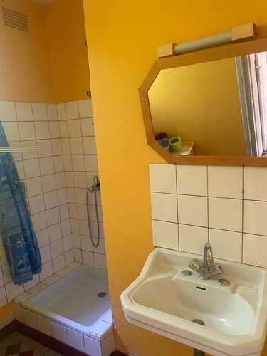 Maison a vendre Guern 56310 Morbihan 68 m2  73900 euros