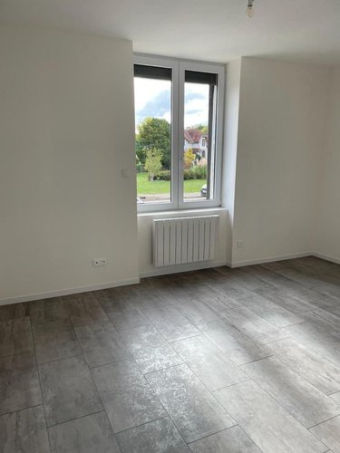 Location maison Tavaux 39500 Jura 65 m2 4 pièces 785 euros