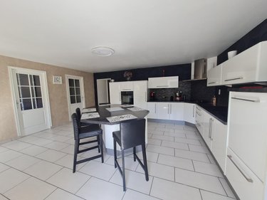 Maison a vendre Rohan 56580 Morbihan 230 m2 7 pièces 485000 euros