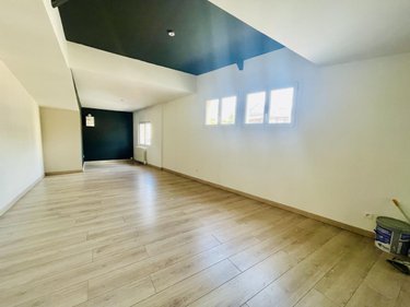 Fonds et murs commerciaux a vendre Déville-lès-Rouen 76250 Seine-Maritime 555 m2  231000 euros