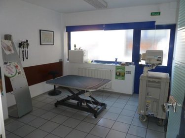 Location fonds et murs commerciaux Cambrai 59400 Nord 187 m2  1850 euros