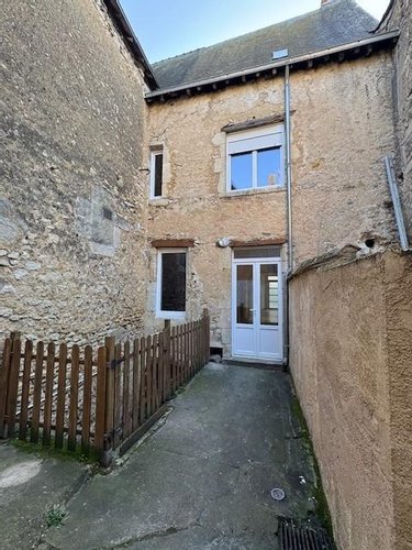 Maison a vendre Noyen-sur-Sarthe 72430 Sarthe 101 m2 5 pièces 137150 euros