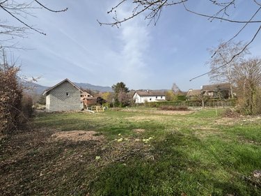 Terrain a batir a vendre Porte-de-Savoie 73800 Savoie 581 m2  235000 euros