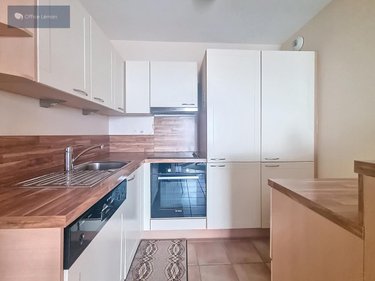 Appartement a vendre Challex 01630 Ain 69 m2 3 pièces 380000 euros