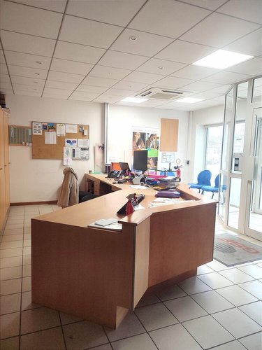 Fonds et murs commerciaux a vendre Arques 62510 Pas-de-Calais 170 m2  228800 euros