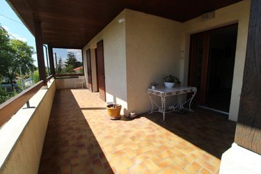 Maison a vendre Saintes 17100 Charente-Maritime 116 m2 5 pièces 241316 euros