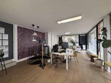 Fonds et murs commerciaux a vendre Reims 51100 Marne 107 m2  398000 euros