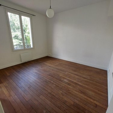 Location appartement Reims 51100 Marne 18 m2 1 pièce 450 euros