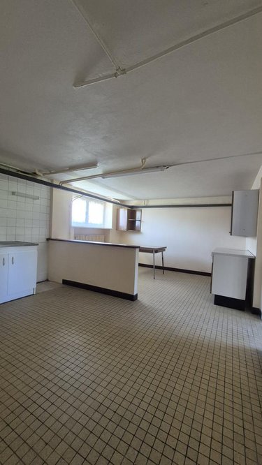 Maison a vendre Lampaul-Guimiliau 29400 Finistère 114 m2 6 pièces 167200 euros