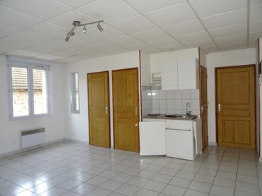 Location appartement Bezannes 51430 Marne 27 m2 1 pièce 395 euros