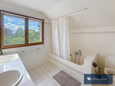 Maison a vendre Prévessin-Moëns 01280 Ain 245 m2 7 pièces 1195000 euros