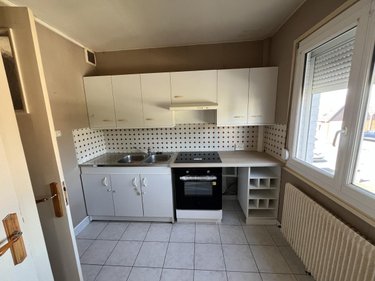 Location maison Arras 62000 Pas-de-Calais 70 m2  670 euros
