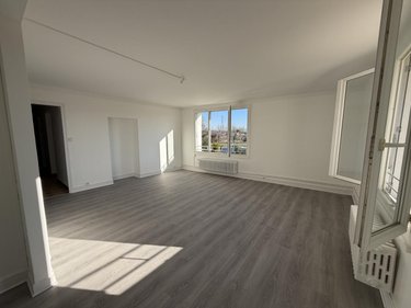 Location appartement Pierrelatte 26700 Drôme 81 m2 3 pièces 670 euros