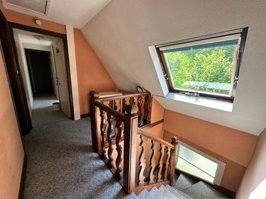 Fonds et murs commerciaux a vendre Saint-Jacques-des-Blats 15800 Cantal 700 m2  95400 euros