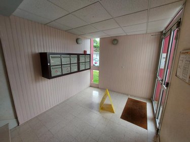 Appartement a vendre Lanester 56600 Morbihan 86 m2 5 pièces 162000 euros