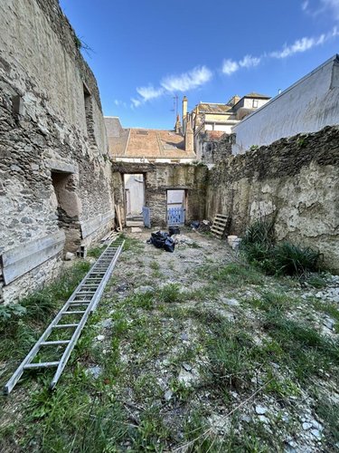 Immeuble a vendre Le Palais 56360 Morbihan 53 m2  132480 euros
