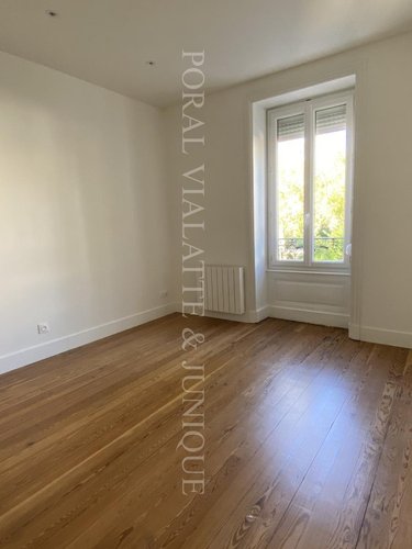 Location appartement Ambérieu-en-Bugey 01500 Ain 43 m2 2 pièces 586 euros