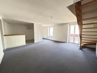 Immeuble a vendre Guer 56380 Morbihan 285 m2  332480 euros