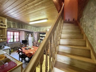 Maison a vendre Peyre en Aubrac 48130 Lozère 270 m2 7 pièces 170000 euros