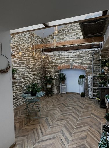 Fonds et murs commerciaux a vendre Melgven 29140 Finistère 73 m2  130850 euros