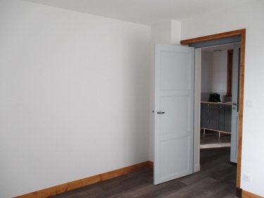 Location appartement Brionne 27800 Eure 54 m2  638 euros