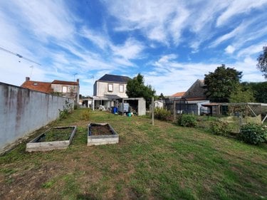 Maison a vendre Saint-Étienne-du-Bois 85670 Vendée 63 m2 2 pièces 137800 euros
