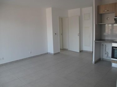 Location appartement Le Petit-Quevilly 76140 Seine-Maritime 55 m2 3 pièces 669 euros