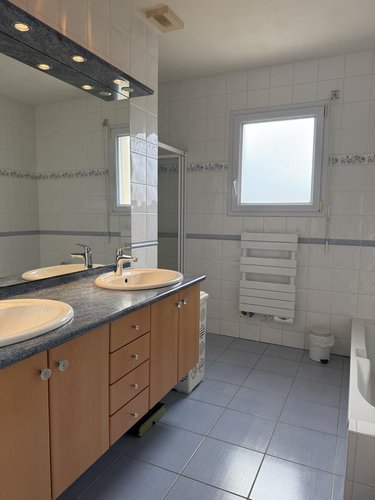 Maison a vendre Cholet 49300 Maine-et-Loire 158 m2 6 pièces 384880 euros