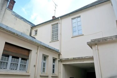 Immeuble a vendre Bourges 18000 Cher 244 m2  343200 euros