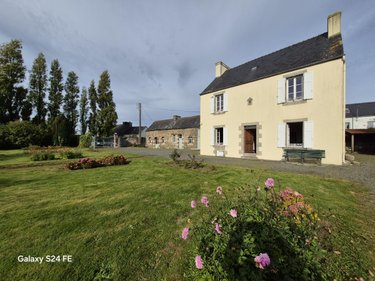 Maison a vendre Lampaul-Guimiliau 29400 Finistère 150 m2 6 pièces 167200 euros